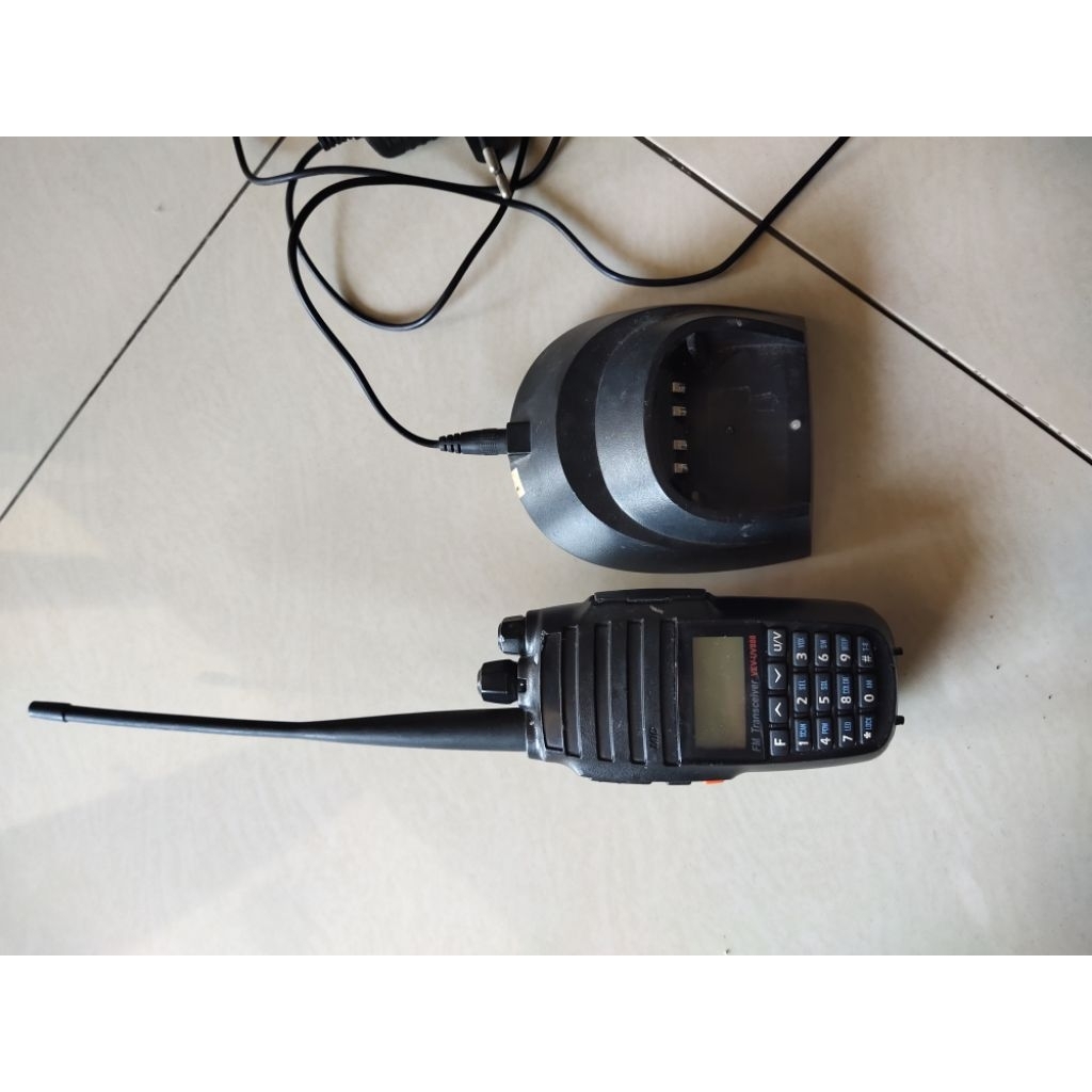 HT Weierwei VEV-UV888 Dual Band 136-174/400-470MHz Original | Handy Talkie Radio Komunikasi Outdoor 