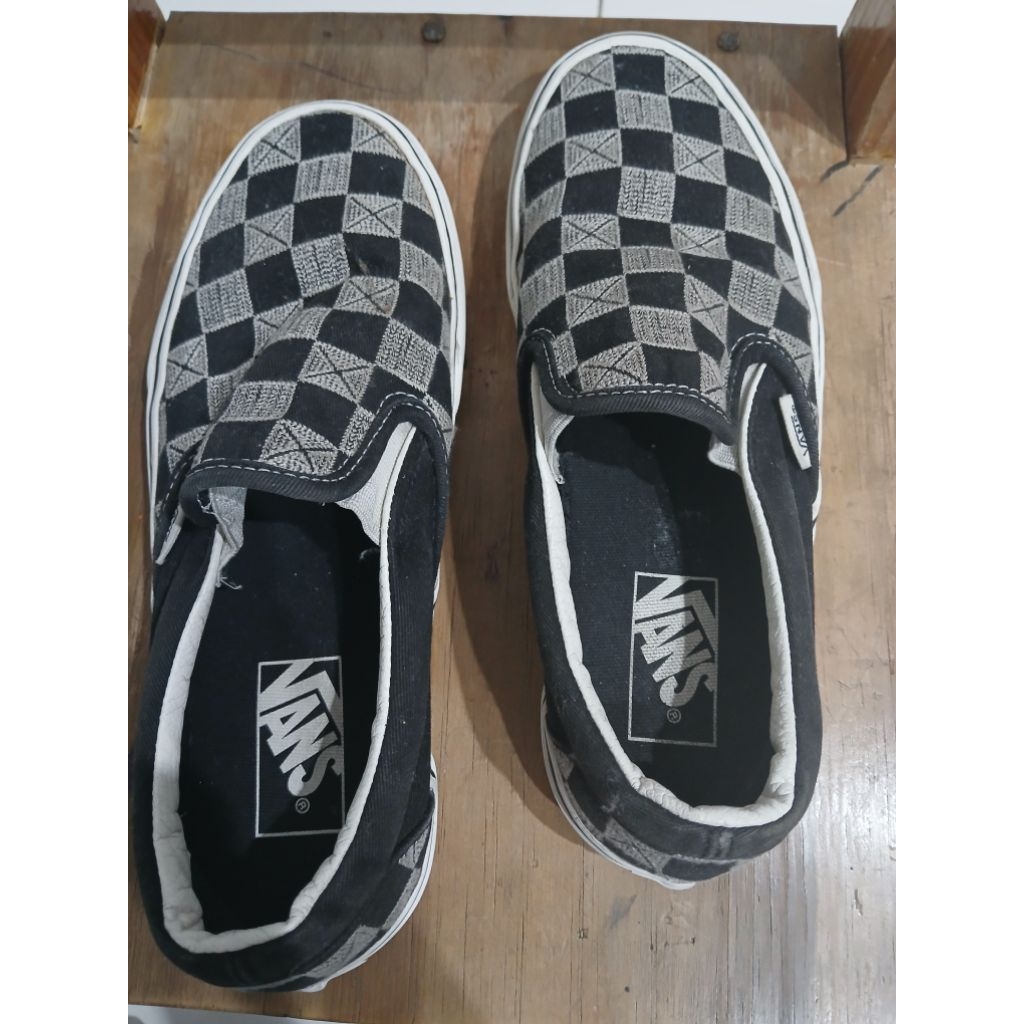 Preloved VANS SHOES