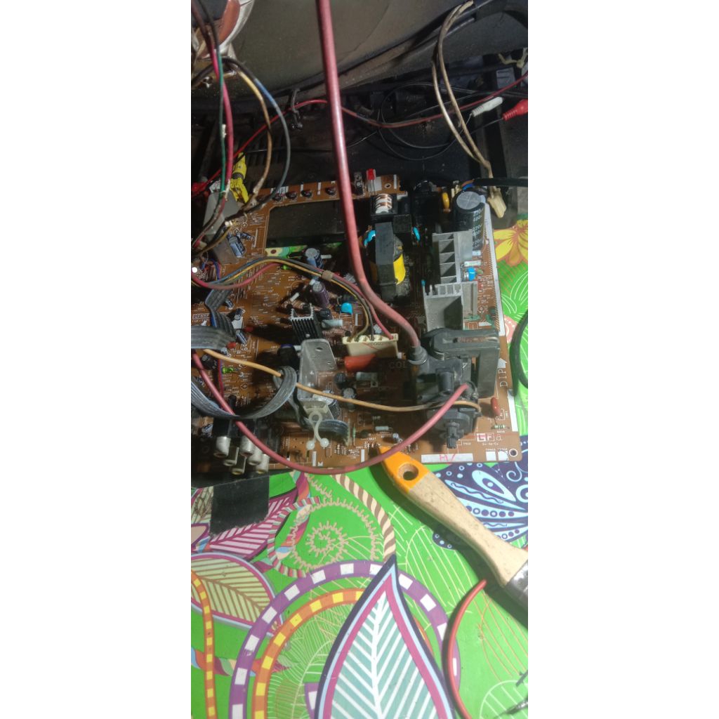 mesin tv Sharp Piccolo flat 21 in normal