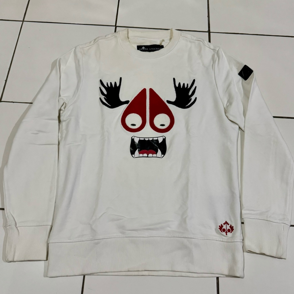 Sweater Crewneck Moose Knuckles Putih - Size S