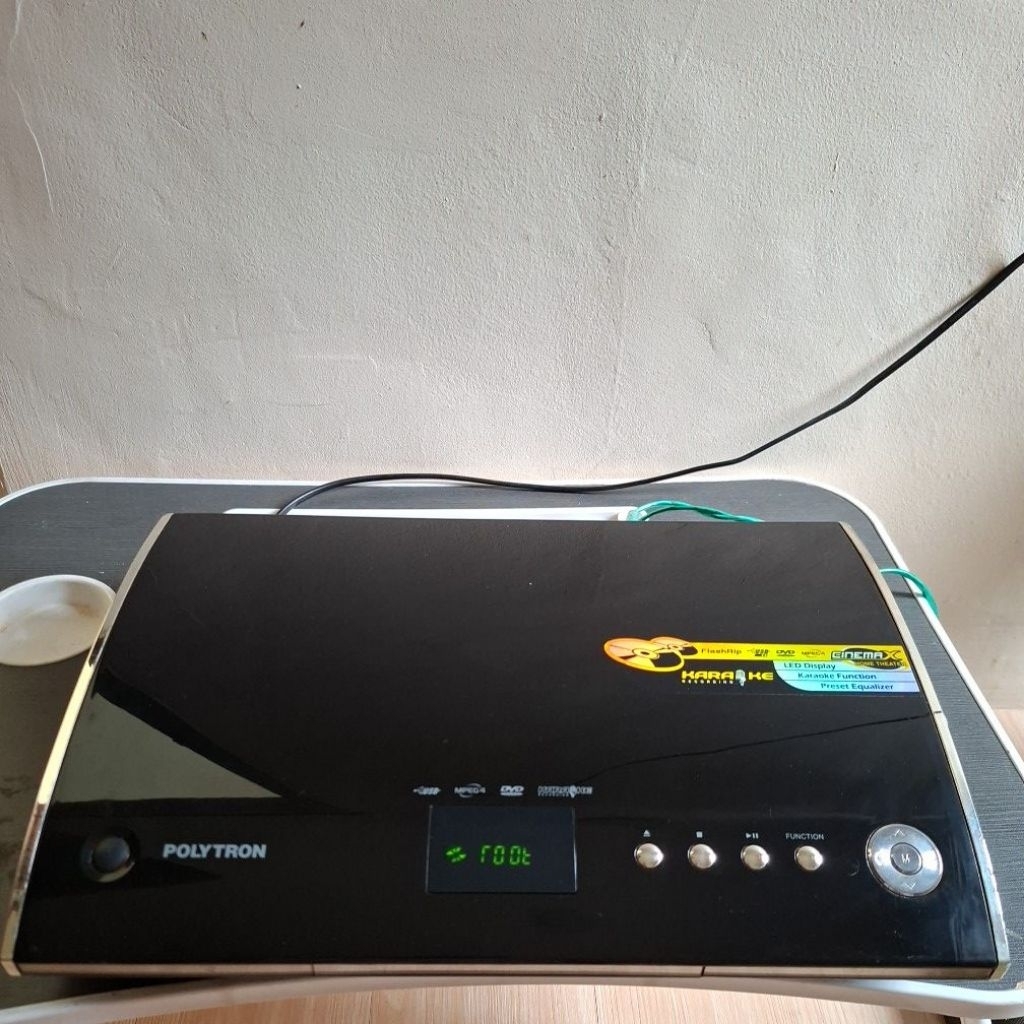 player home theater pht138 C