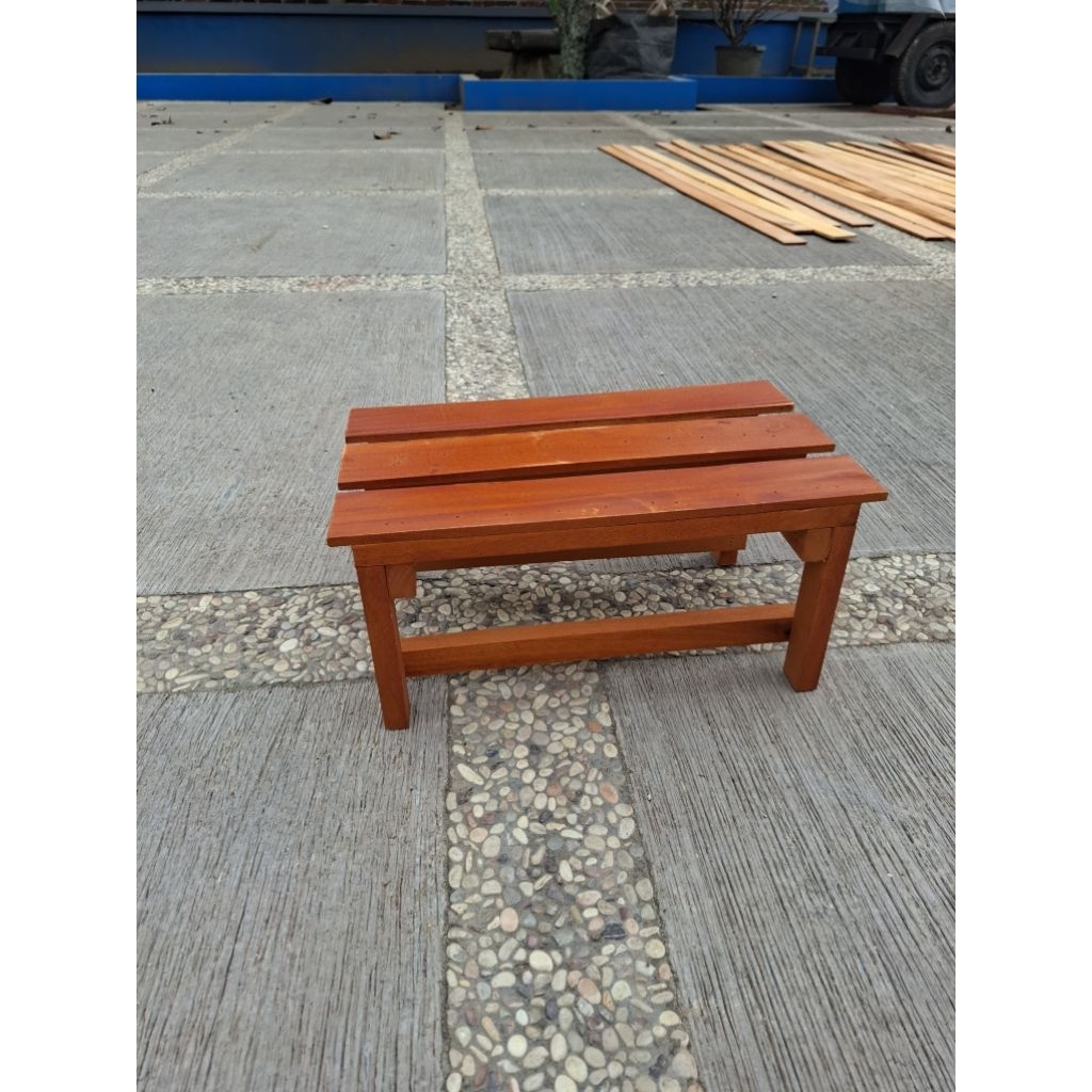 KURSI DINGKLIK - Kursi Jongkok Kayu / kursi kecil Kayu mahogani