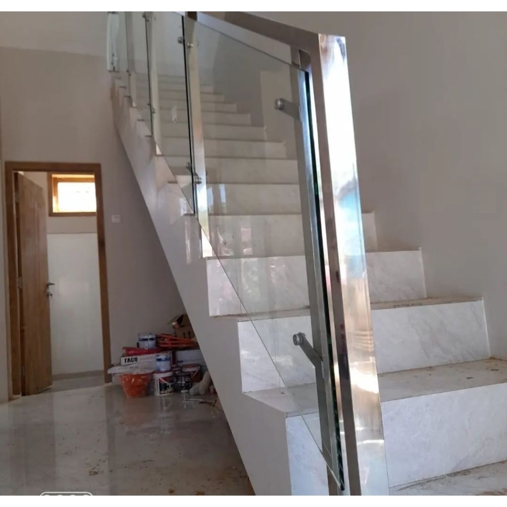 Railing Balkon Stenlis Steel Pemasangan Bandung Cimahi