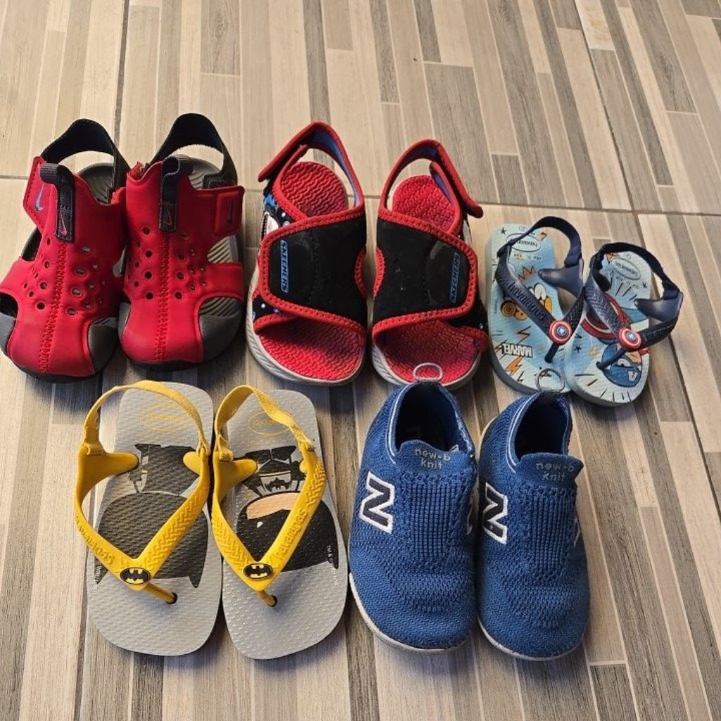 PRELOVED sepatu dan sendal anak laki2 (Nike, Havaianas, New Balance)