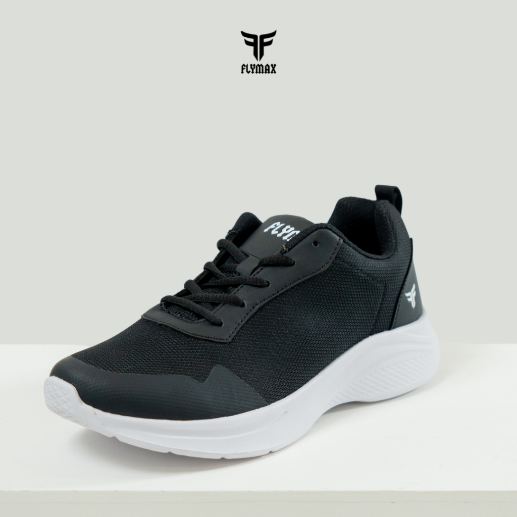 Flymax Sepatu Sekolah Hitam Putih