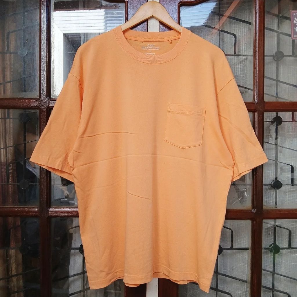 Kaos GU Oversized Pocket