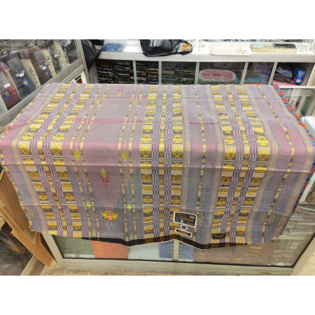 SARUNG SHULTAN HIDAYAT ST 840 NO 1 DARI BRAND HIDAYAT