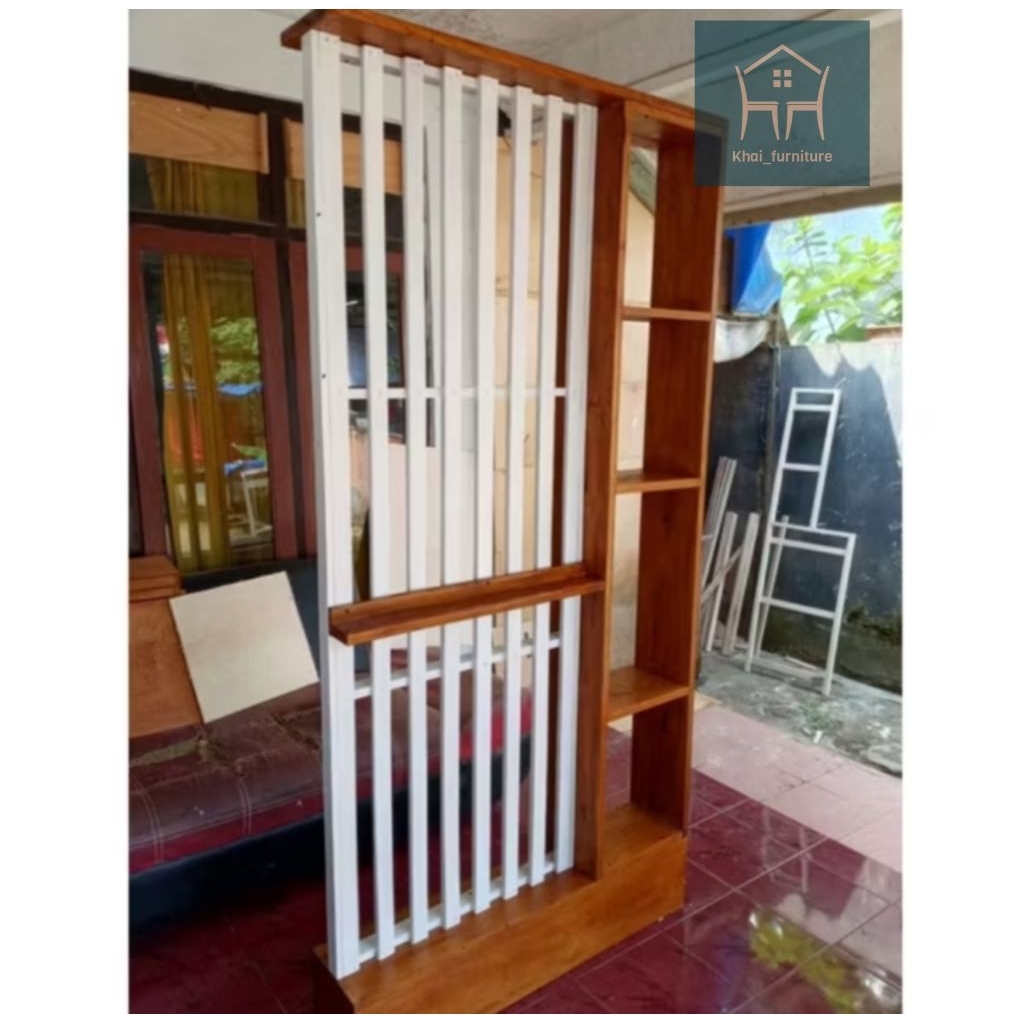 partisi sekat ruangan/partisi kayu/penyekat