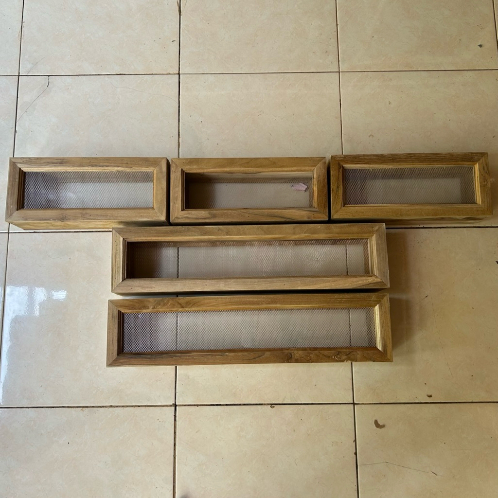 Loster minimalis Lubang angin roster ventilasi udara kayu jati asli