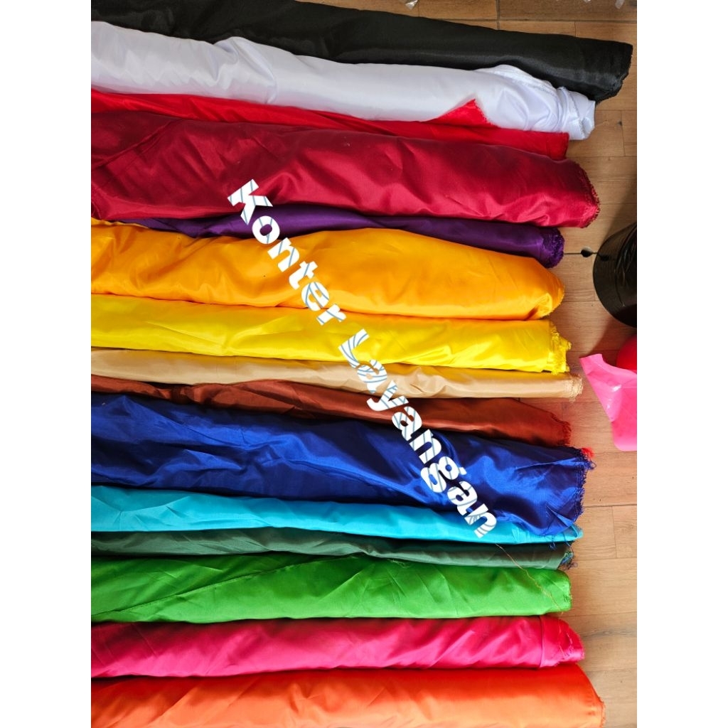Kain Peles Kahatex / Kain Layangan / Kain Bendera / Kain Dekorasi 1 Roll