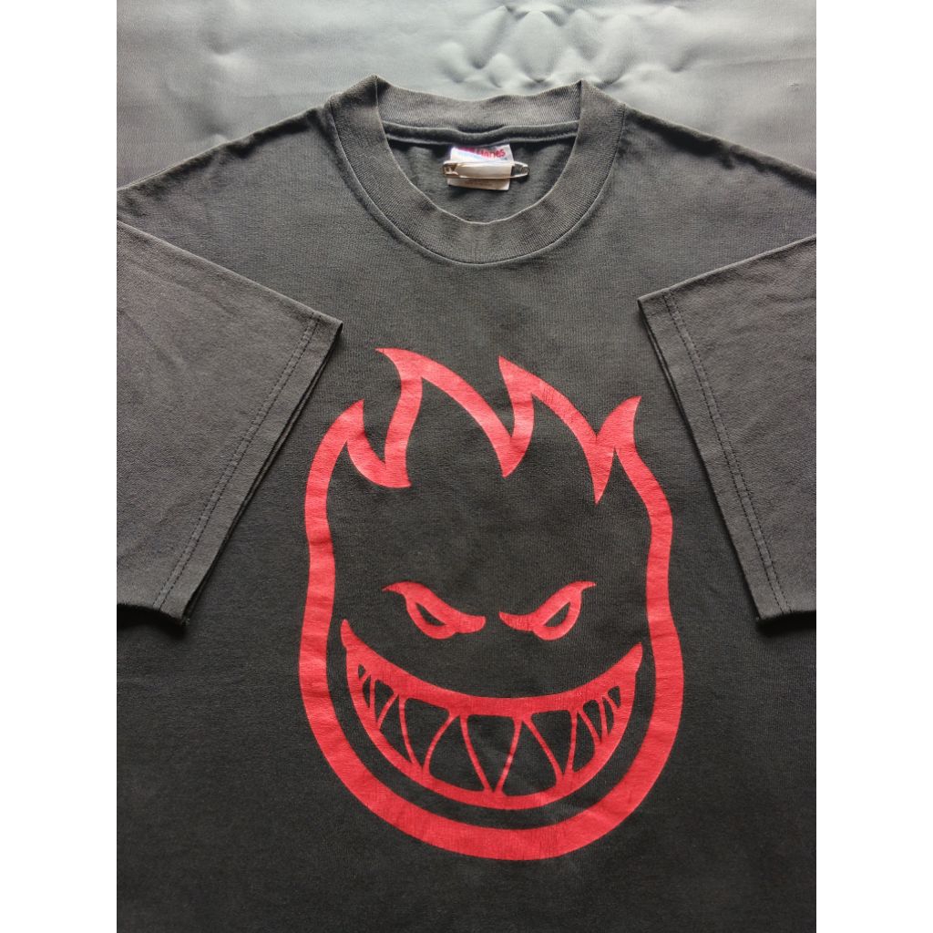 90s spitfire skateboards tag hanes