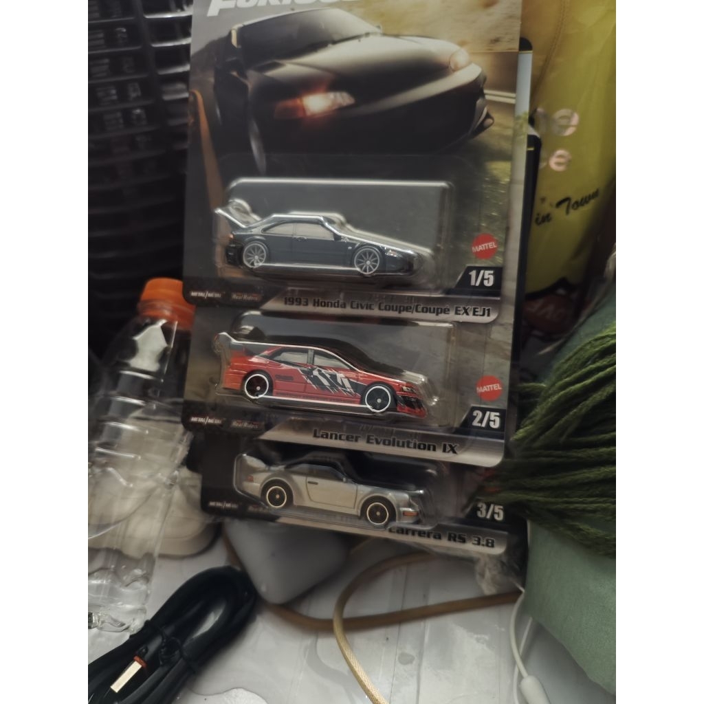 Lancer evo merah hotwheels premium