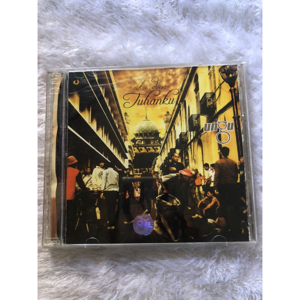 kaset cd ungu album aku dan tuhanku