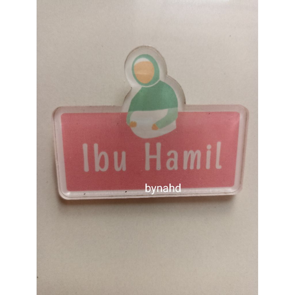 pin ibu hamil kereta bus