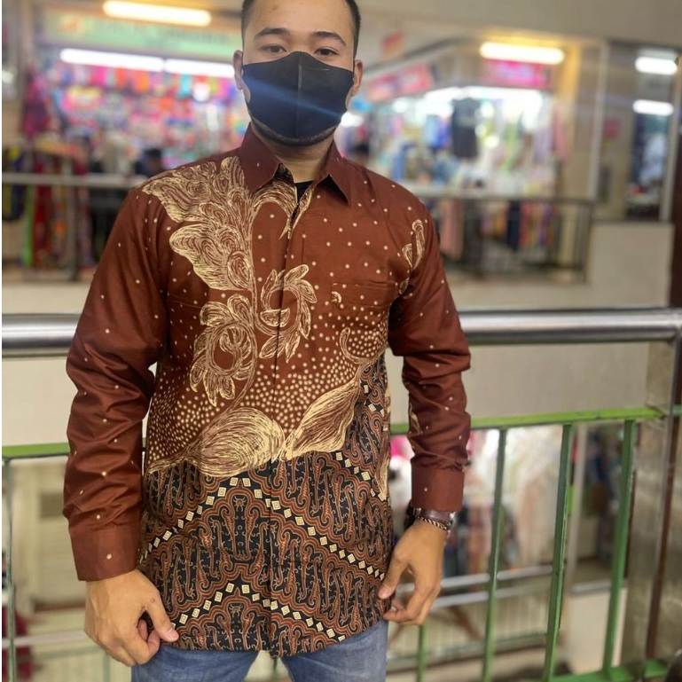 IMPOSING Cokelat Teracota Kemeja Batik Pria Katun Polymikro Motif Bunga Besar Non Furing Jahitan Rap