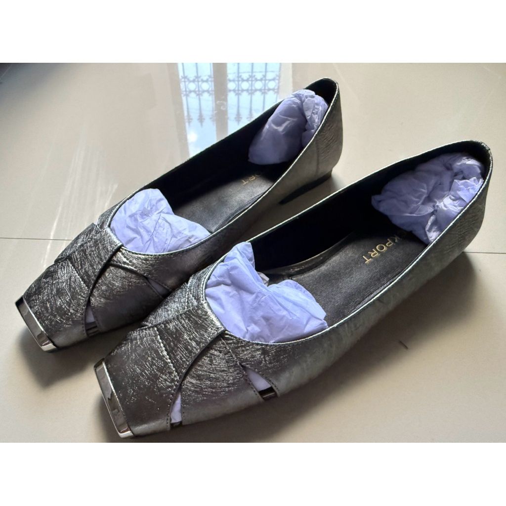 preloved Rockport women flat shoes