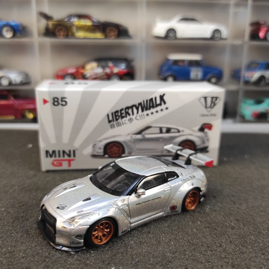 Mini GT 085 LB Works Nissan GT-R Magic Pearl OPEN