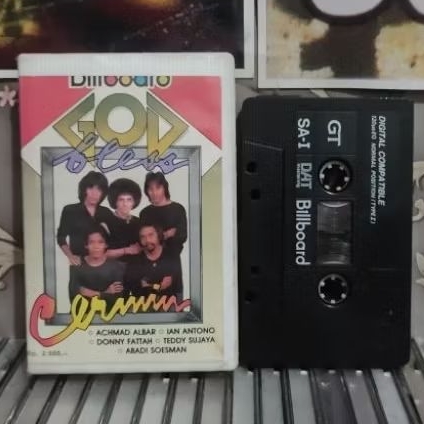 kaset pita GODBLESS / CERMIN