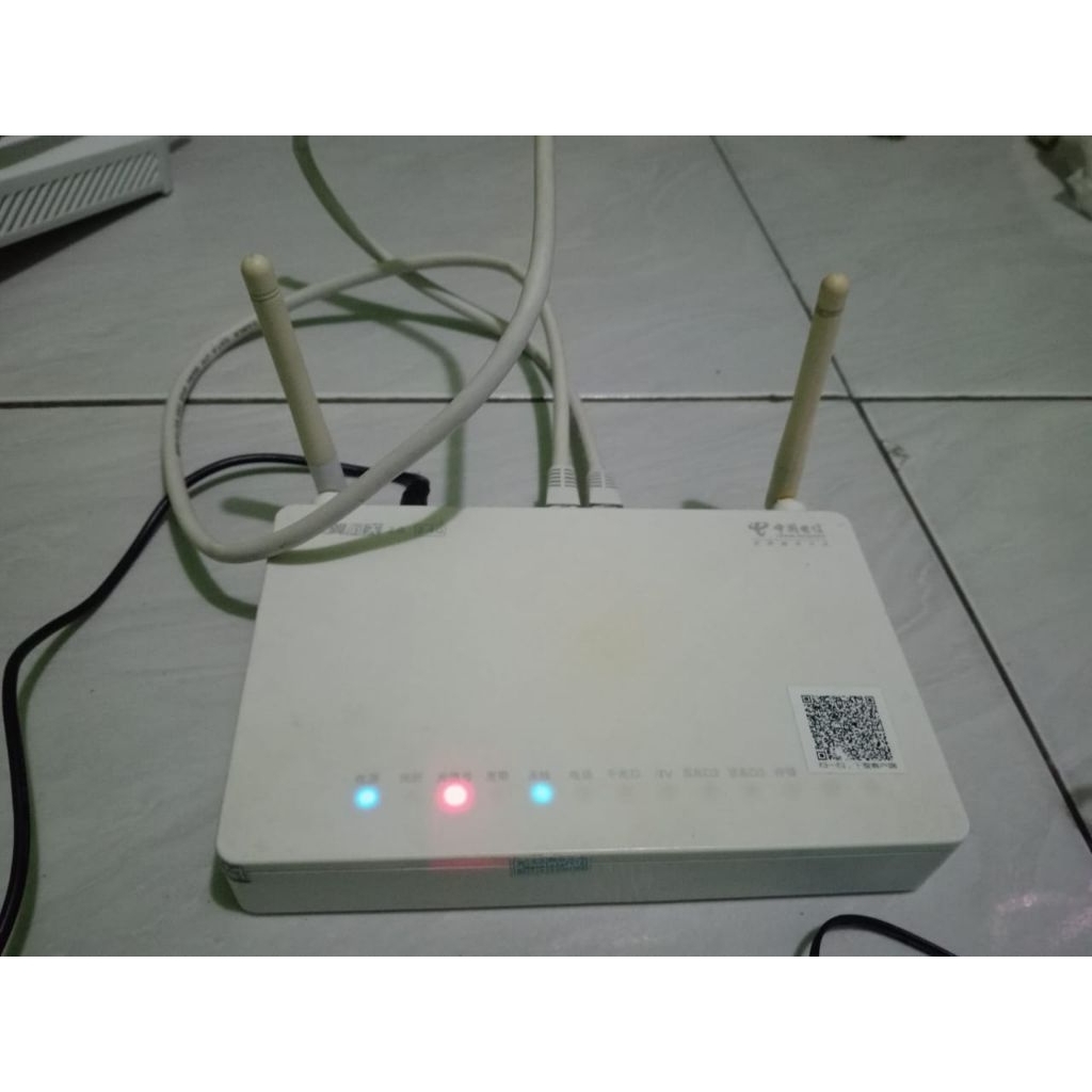 ZTE ZXHN F450 EPON  ONU ( Optical Network Unit)
