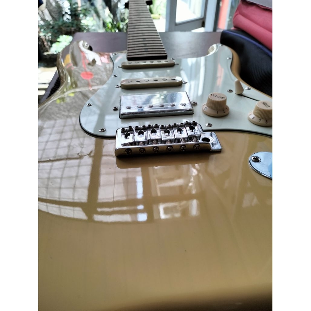 Gitar Bacchus S-Style BST2RSM