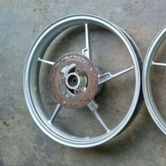 Velg belakang satria fu ori modif