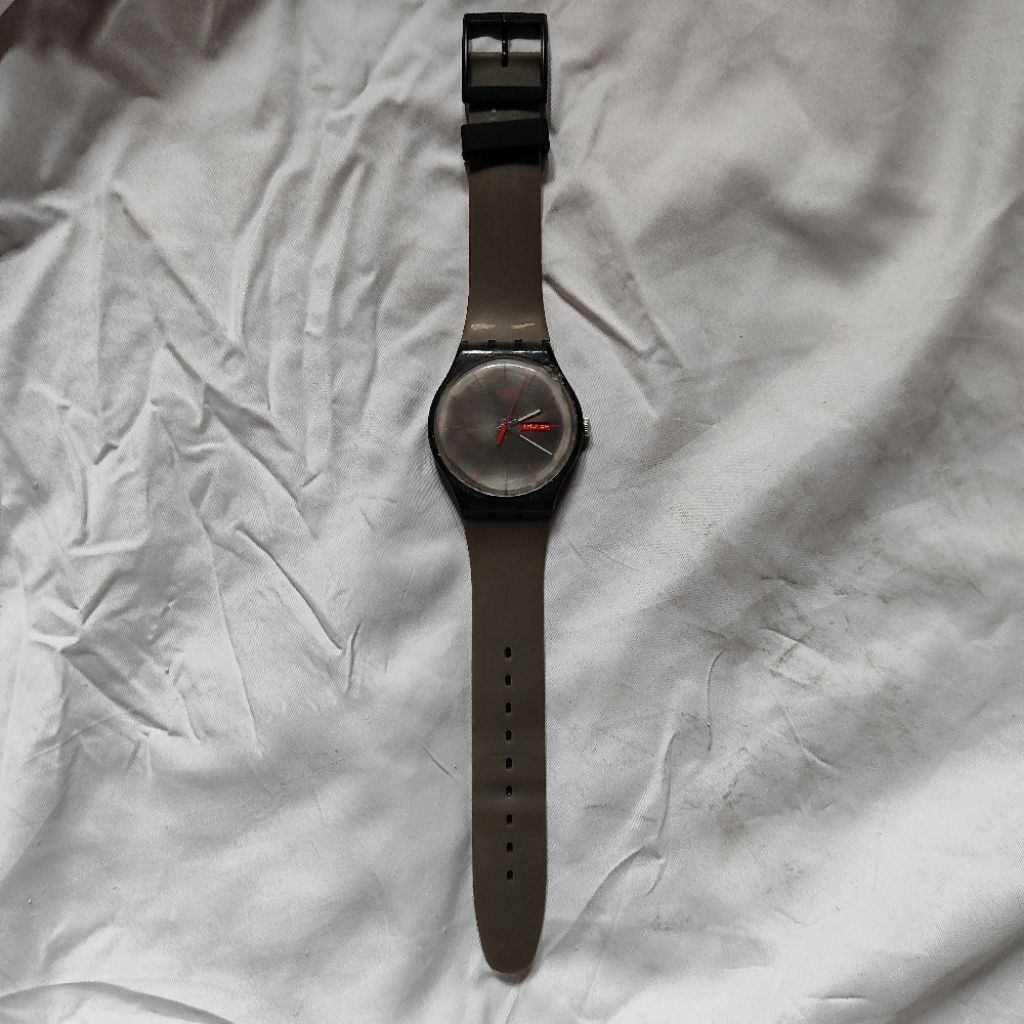 jam tangan swatch quartz second / bahan ada minus