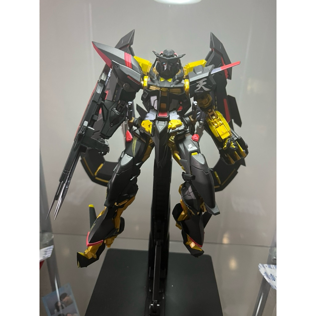 Metal Club 1/100 METALBUILD GUNDAM ASTRAY GOLD FRAME AMATSU MINA (Second/Bekas/BIB)