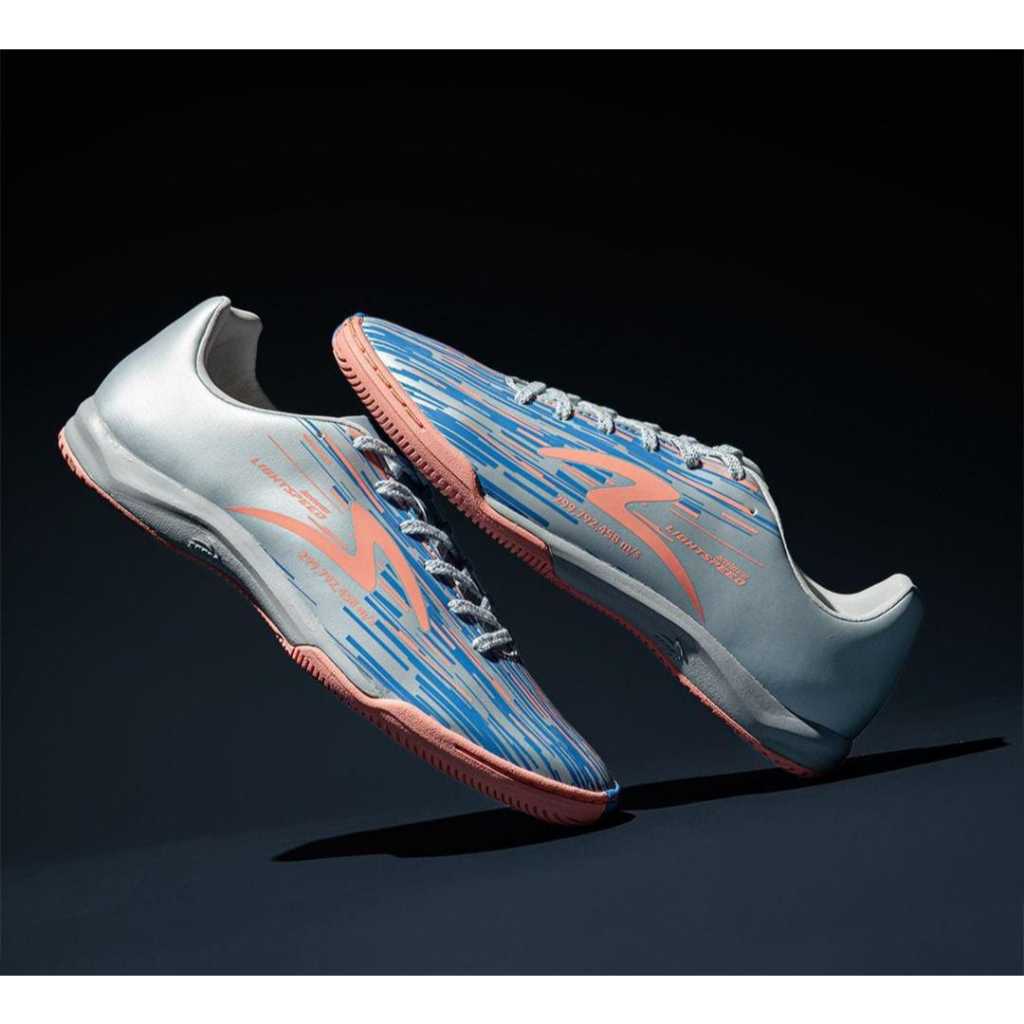 SPECS LIGHTSPEED REBORN IN SEPATU FUTSAL