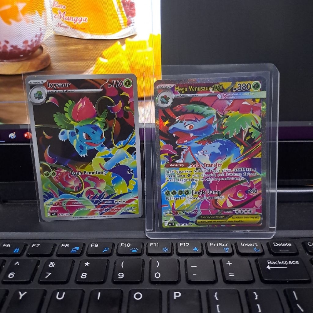 Kartu Pokemon SAR Mega Venusaur EX dan Ivysaur AR