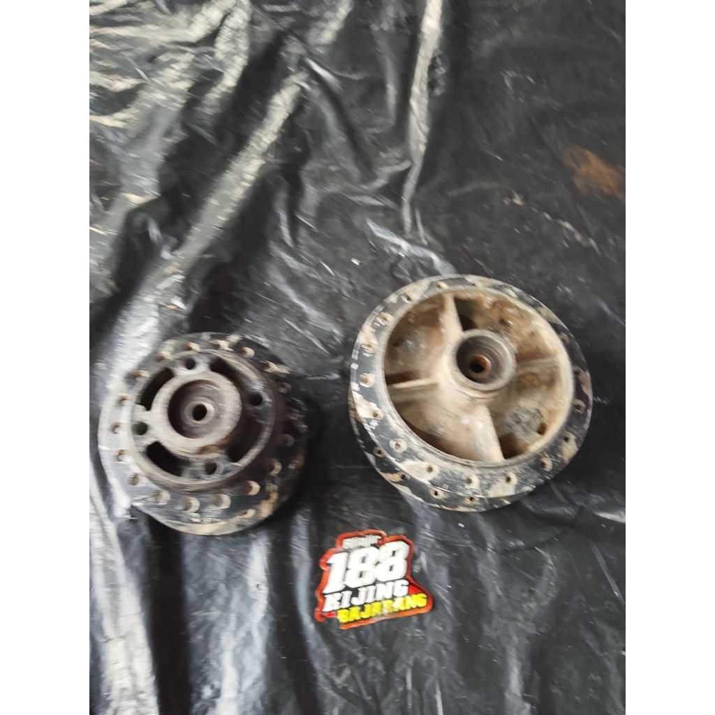 tromol depan belakang Suzuki