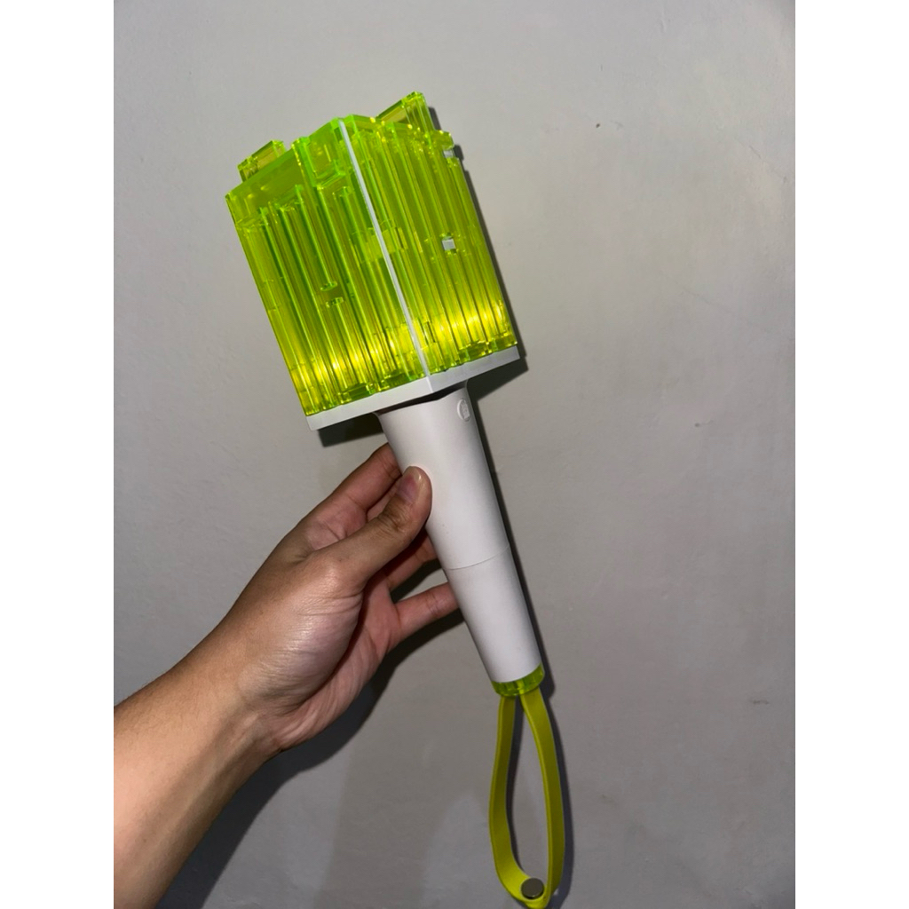 NCT LIGHTSTICK OFFICIAL [PRELOVED]