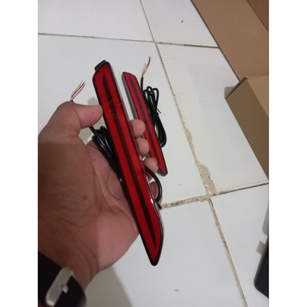 Lampu reflektor bumper mobil Innova 2012-2015