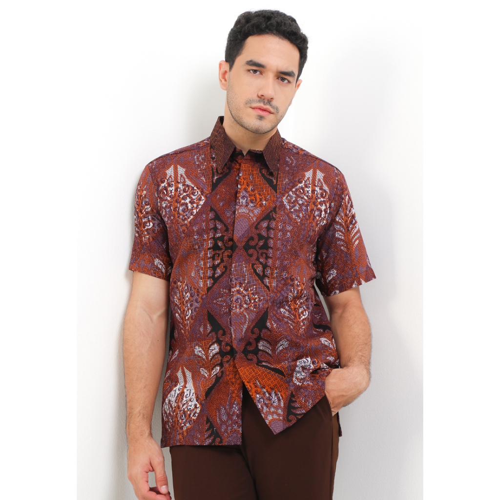 Arjuna Weda Hem Batik Pria Motif Sawat Latar - Body Fit | Katun Nyaman | Lengan Pendek