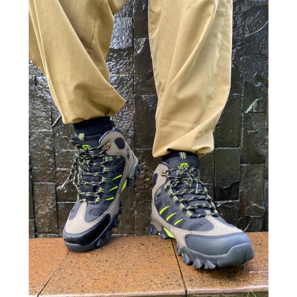 Sepatu Gunung Pria Wanita SNTA 493/613 Sepatu Hiking Outdoor Unisex Snta Waterproof Black Grey Origi