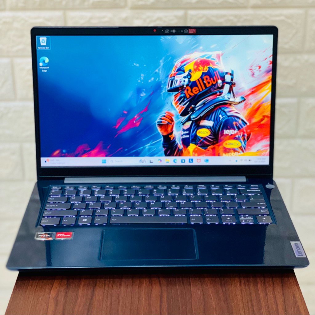 LENOVO IDEAPAD SLIM 3 AMD RYZEN 5 4.0 GHZ RESMI LAPTOP SULTAN KENCANG GAMING DESAIN RENDERING EDITOR