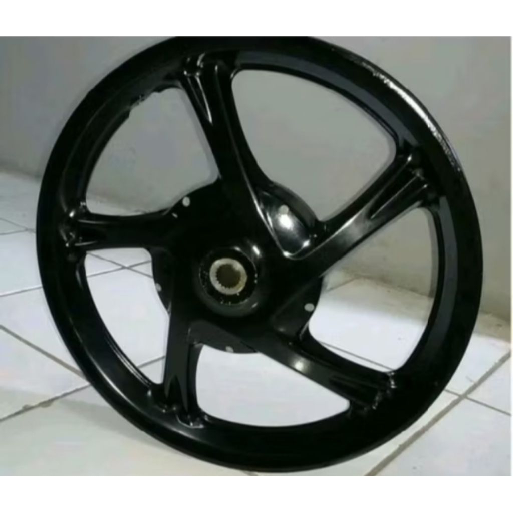 veleg pelek belakang motor Yamaha Mio M3 Mio z Fino fi 125cc copotan original