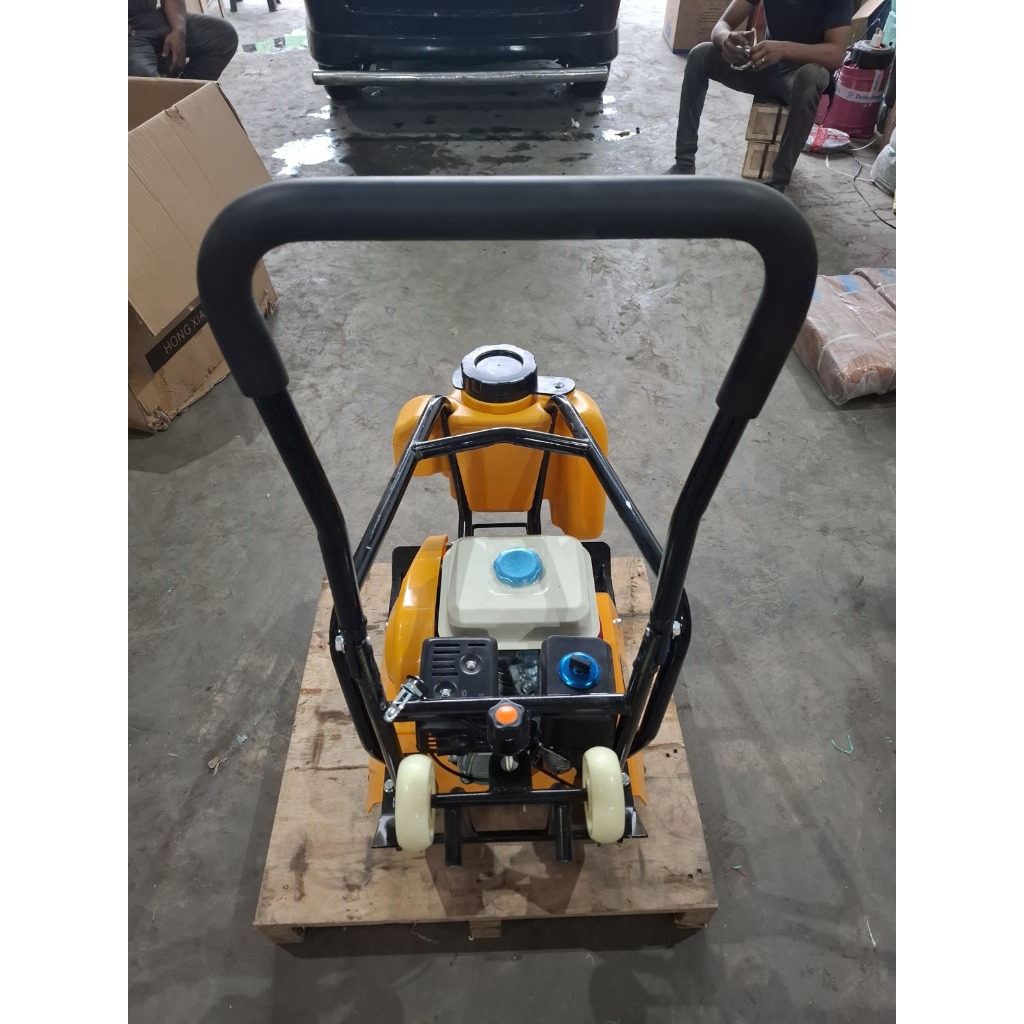 Stamper Kodok / Plate Compactor Gasoline Type C90T