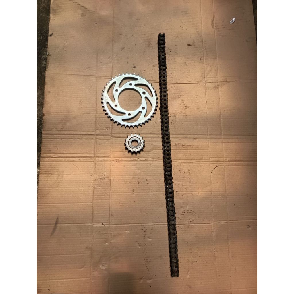 Gear gir set ori yamaha scorpio z ori copotan/asli bawaan motor