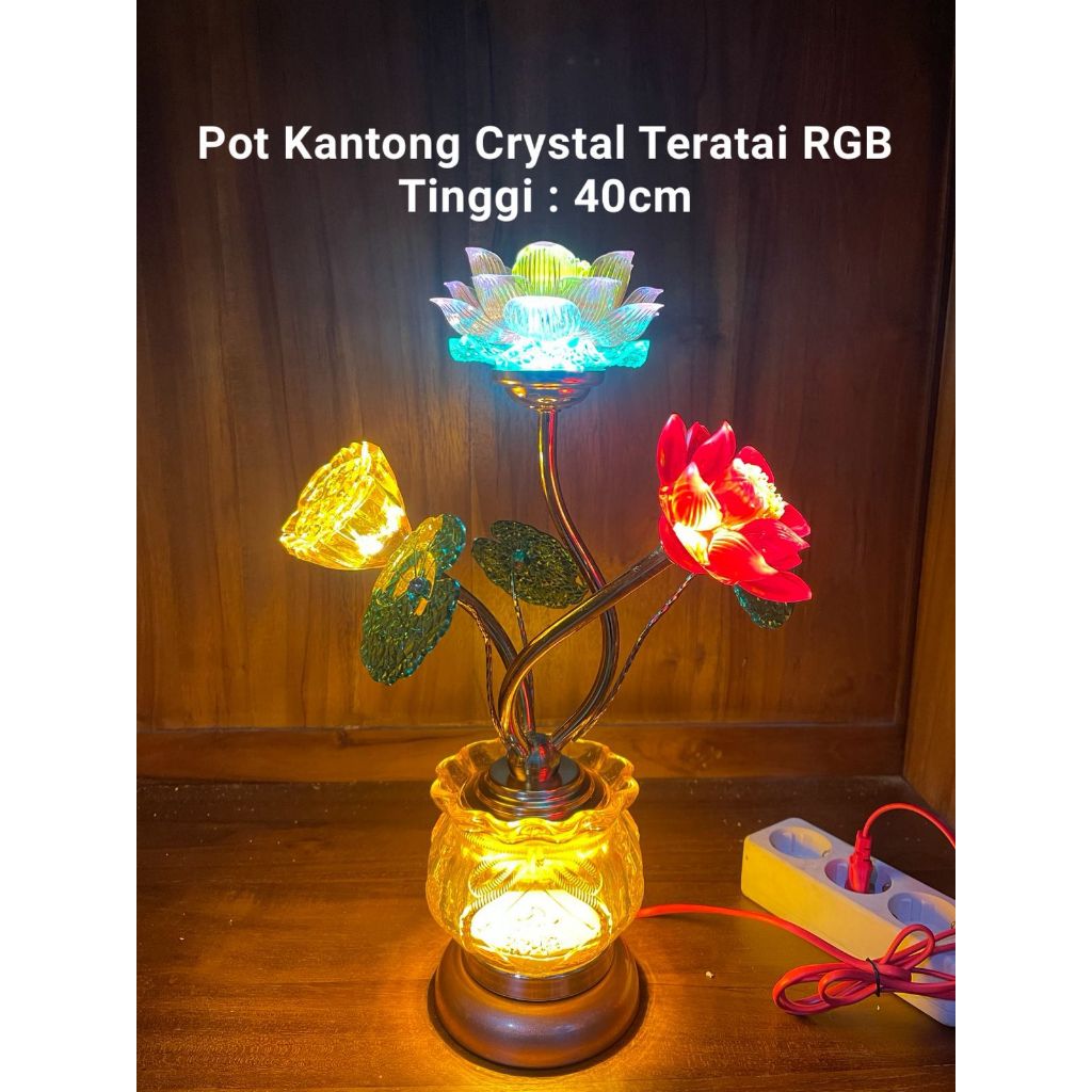 Lampu kantong kristal tiga bunga teratai