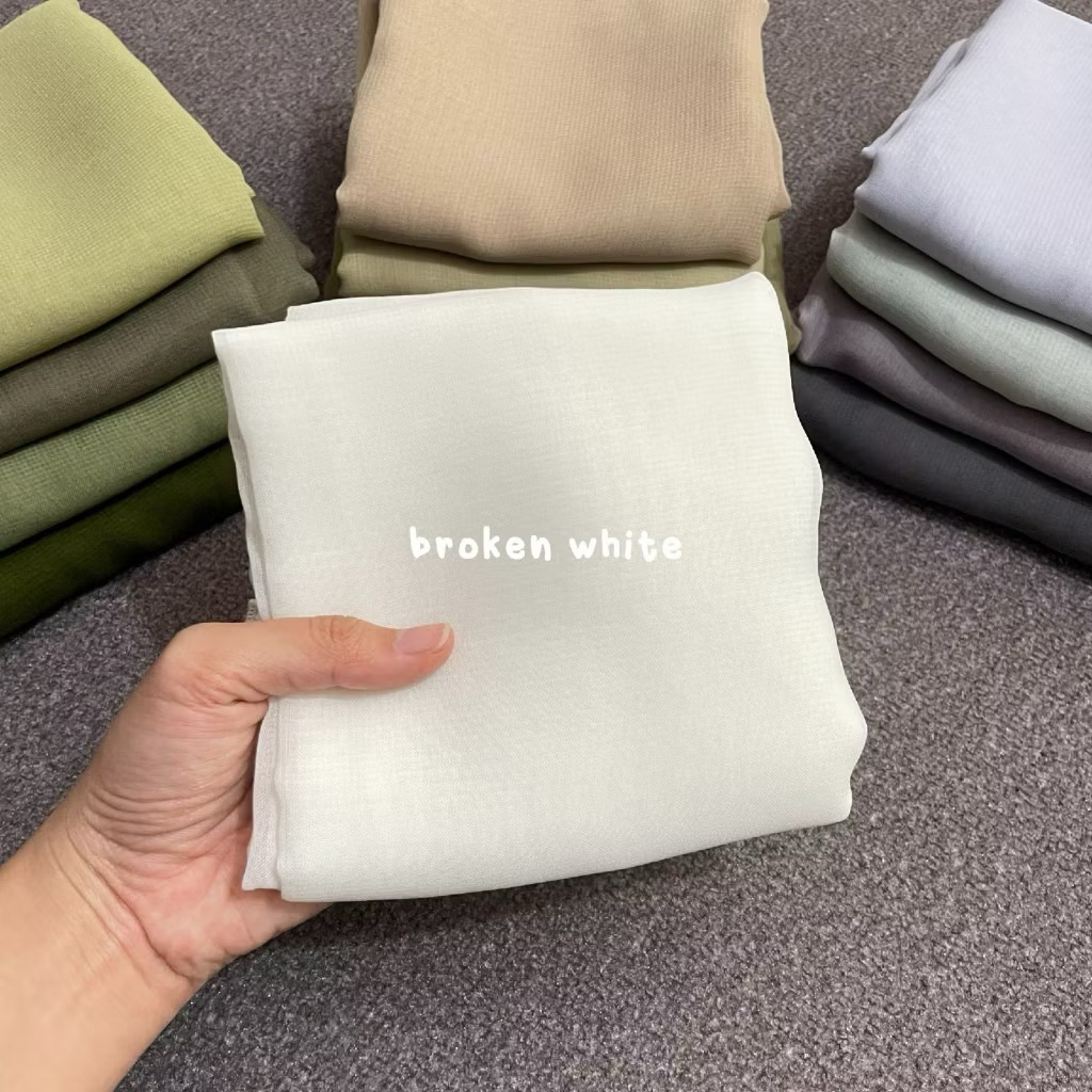 Hijab Segiempat Bella Square broken white bella broken white || BELLA SQUARE