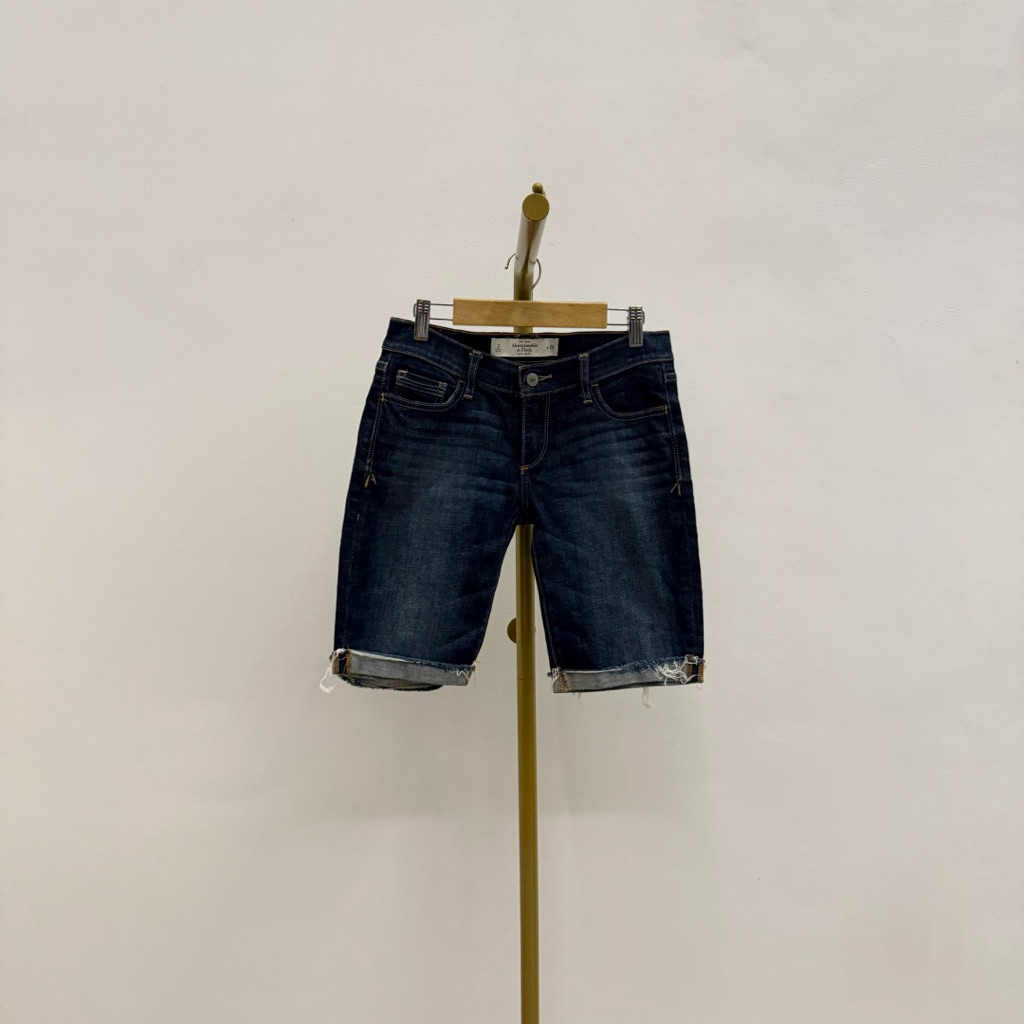 PRELOVED Abercrombie & Fitch Dark Blue Denim Bermuda Short Pants Celana Pendek Wanita