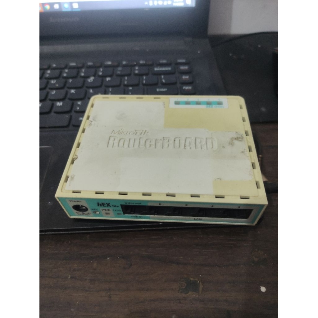 mikrotik rb 750 r2
