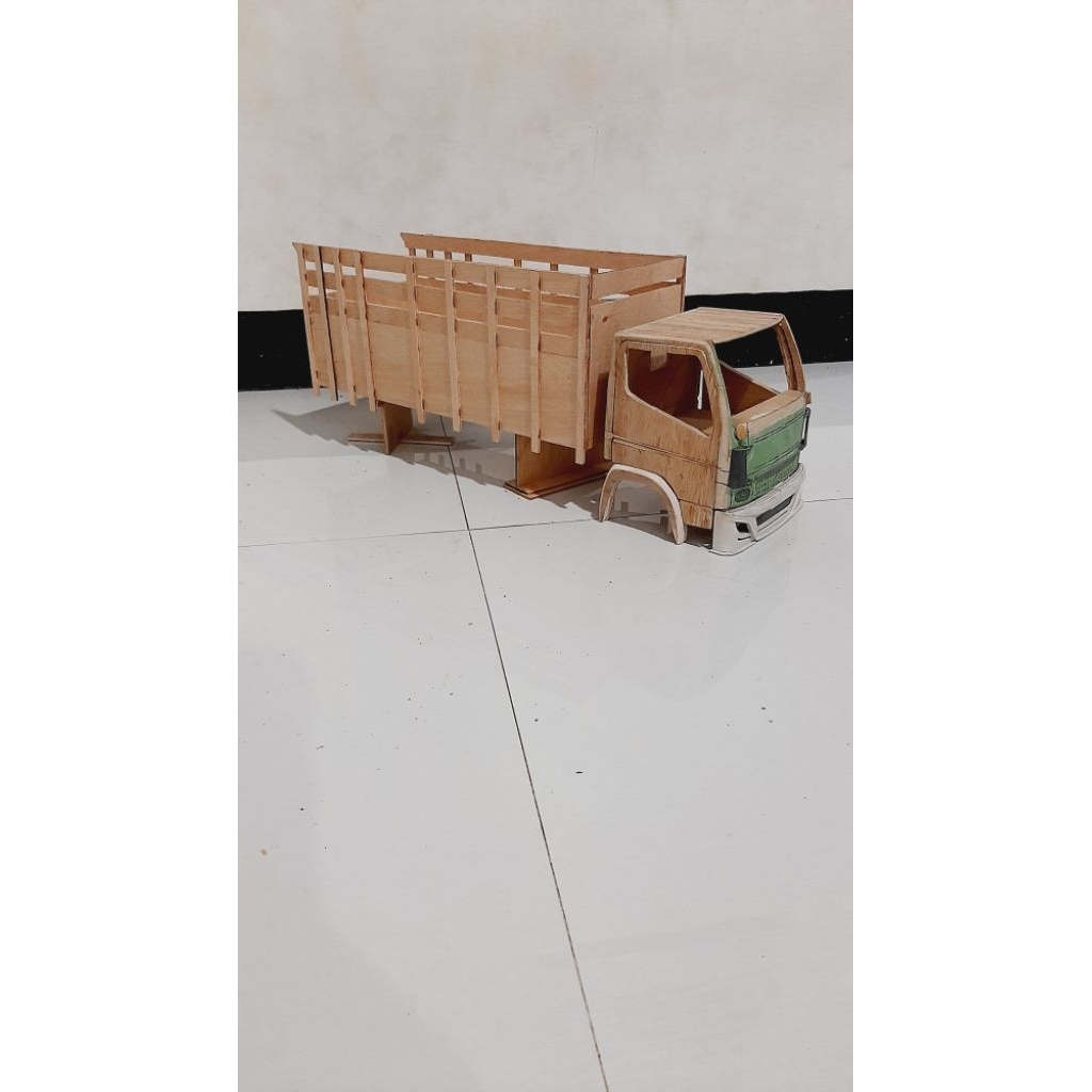 Bak truk miniatur canter skala 14