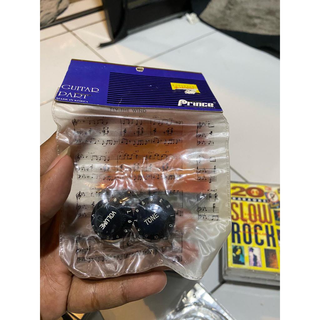 Knop Gitar Prince Isi 2 Vol dan tone
