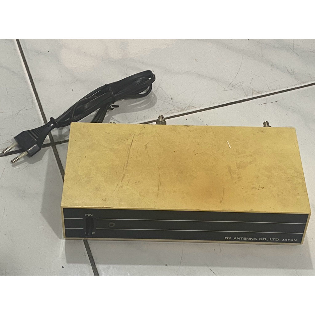Booster TV (DX ANTENNA CO. LTD. JAPAN)