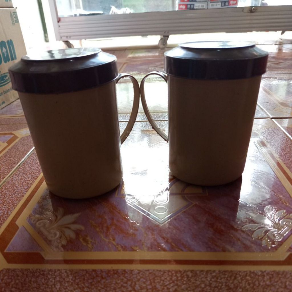 Mug/gelas Plastik besar