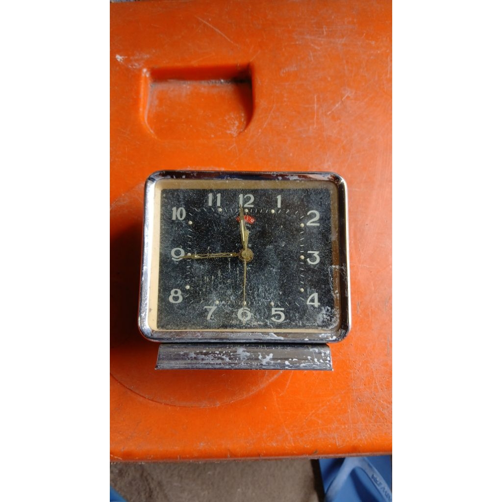 Jam weker 65rb antik display lawas kuno anggep mati