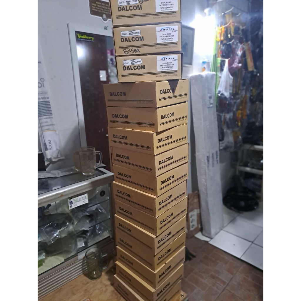 HT DALCOM DL8000 DUAL BAND DALCOM DL-8000 VHF DAN UHF SECOND LENGKAP DUS BUKU DL 8000