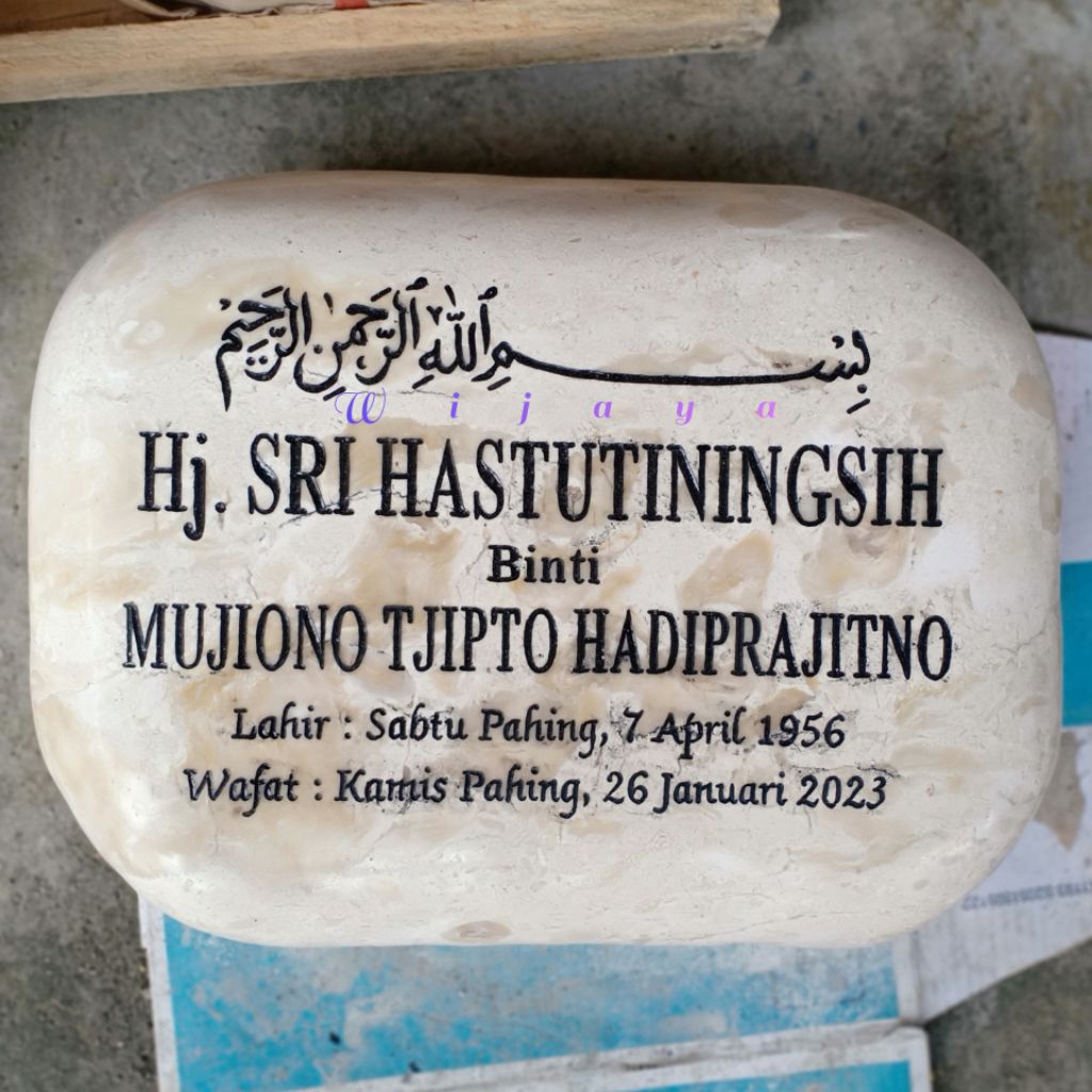 Batu nisan marmer/Nisan batu marmer