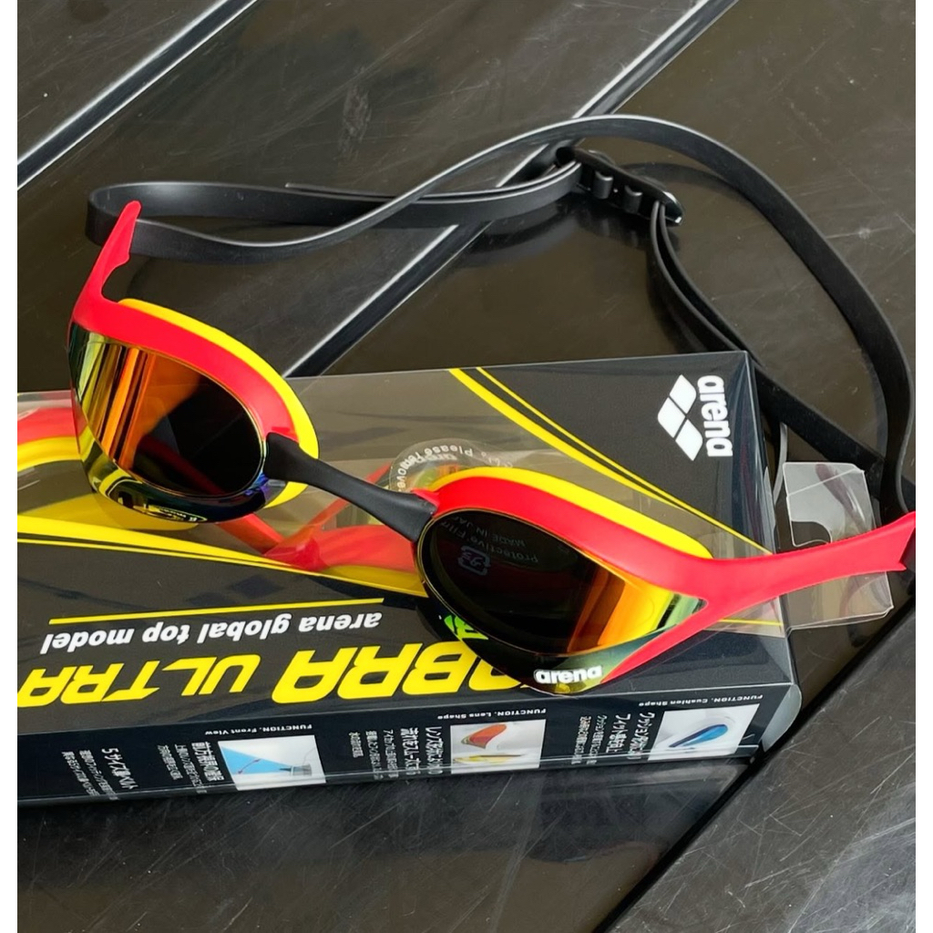 Arena - Cobra Ultra Swipe Mirror Goggles